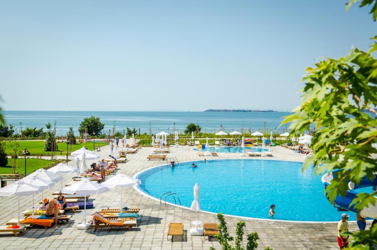 Prestige Fort Beach - Premium Apartments Sveti Vlas Dış mekan fotoğraf