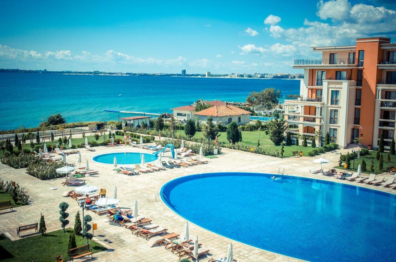 Prestige Fort Beach - Premium Apartments Sveti Vlas Dış mekan fotoğraf