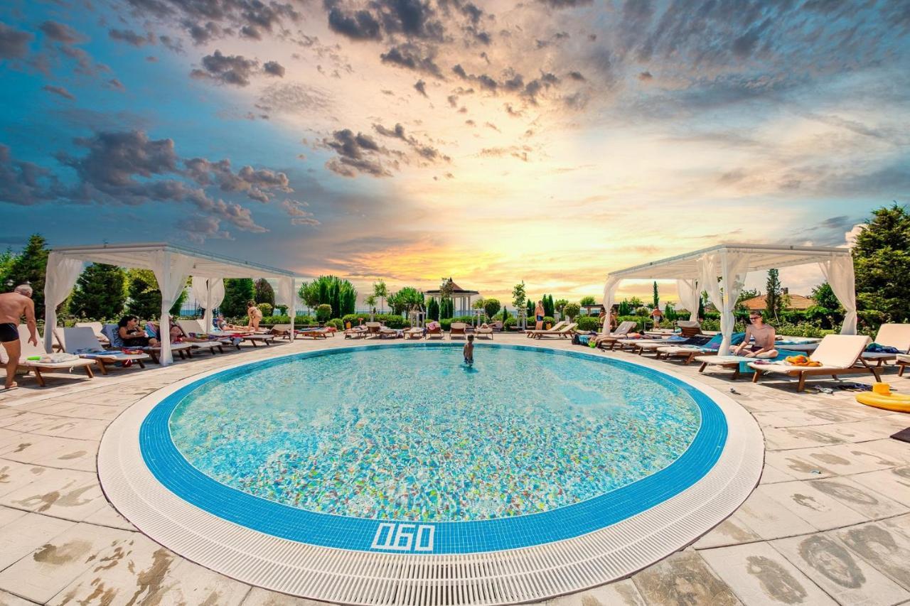 Prestige Fort Beach - Premium Apartments Sveti Vlas Dış mekan fotoğraf