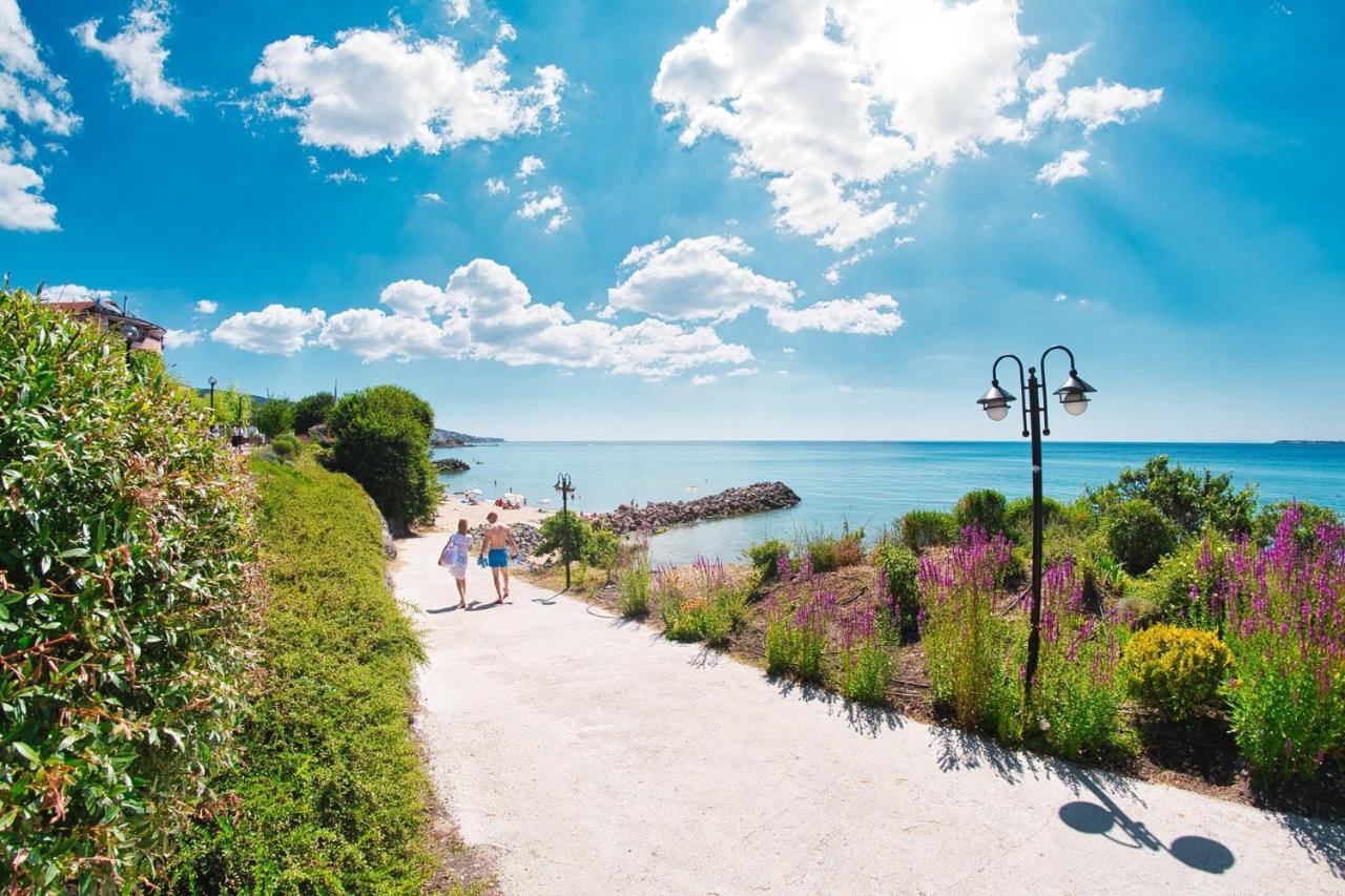 Prestige Fort Beach - Premium Apartments Sveti Vlas Dış mekan fotoğraf